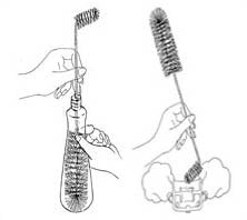 TWO-IN-ONE HUMMINGBIRD FEEDER CLEANING BRUSH